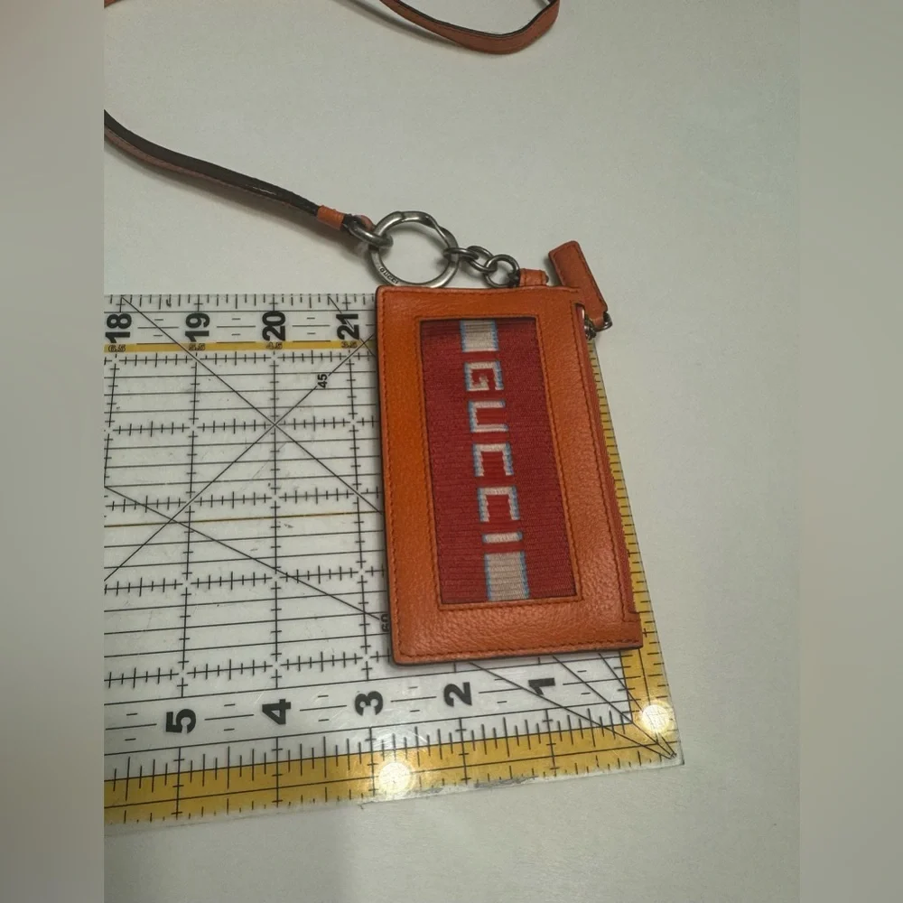 Gucci Leather Lanyard with card slots - Picture 4 of 10